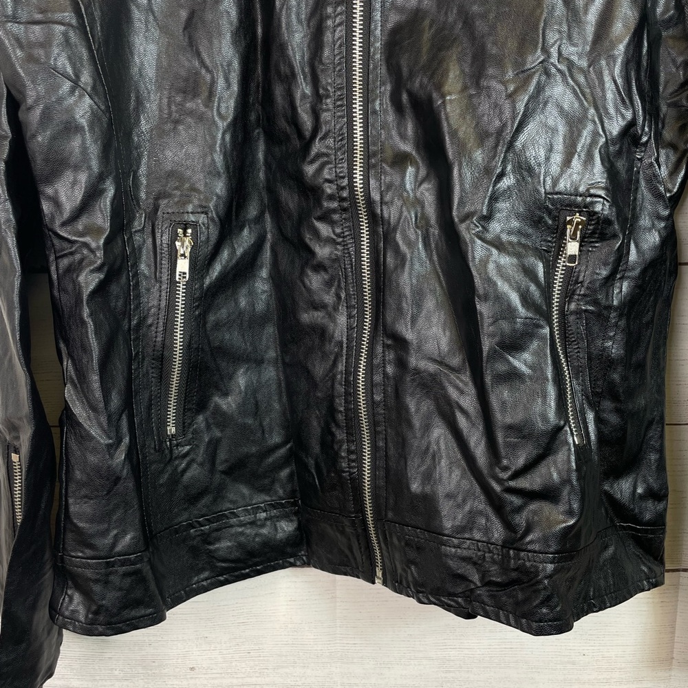 NWT Men’s AOWOFS Faux Leather Jacket - Picture 3 of 8